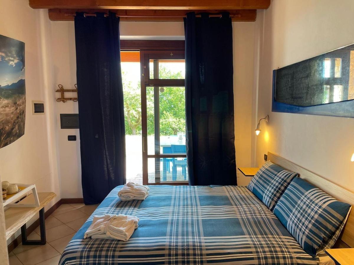 La Fiocchina - Magic Place - Apartments & Studios In Garda Lake - Countryside Farmhouse, Inside The Middle Of The Lake Saló Exterior foto