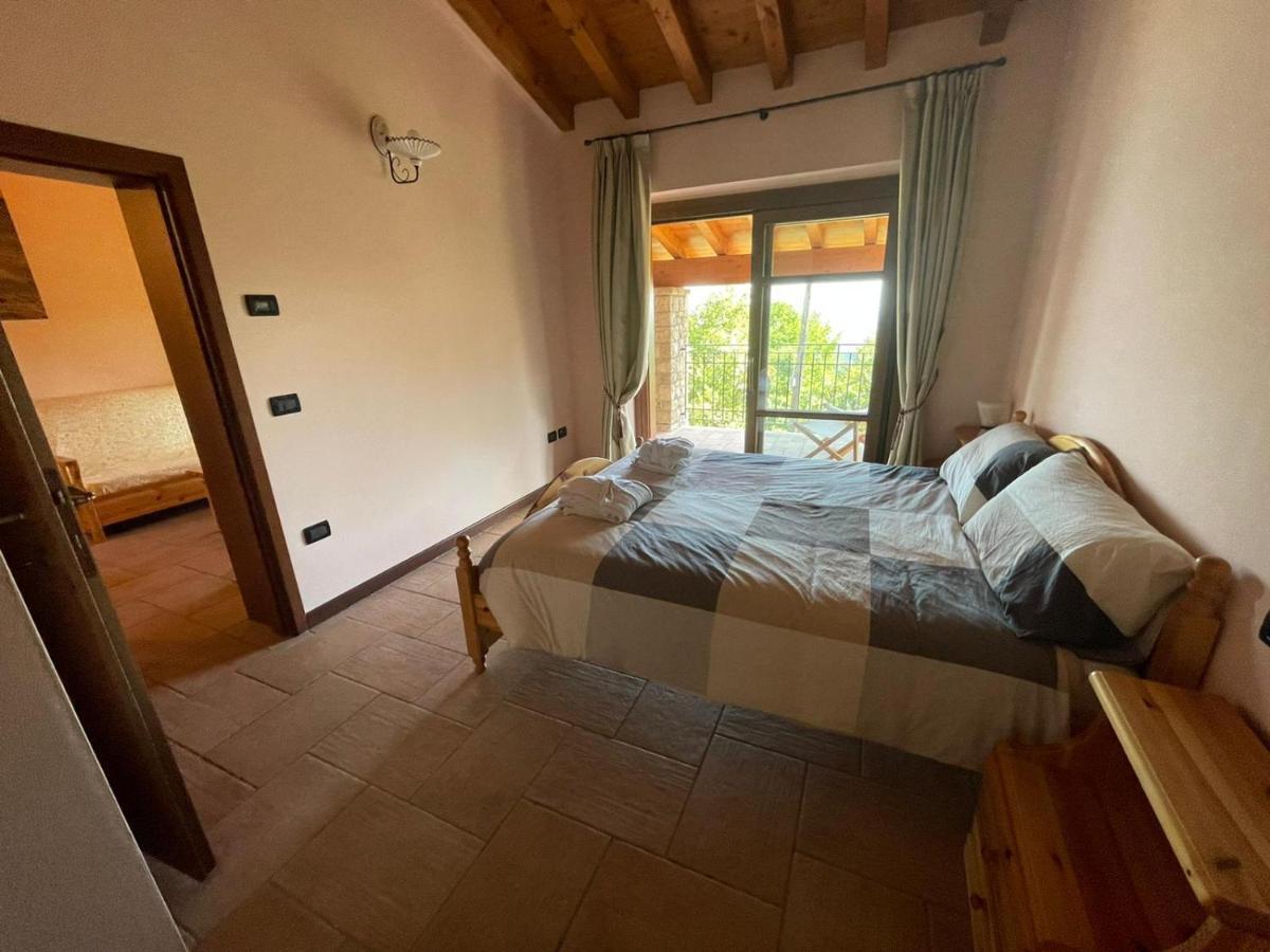 La Fiocchina - Magic Place - Apartments & Studios In Garda Lake - Countryside Farmhouse, Inside The Middle Of The Lake Saló Exterior foto